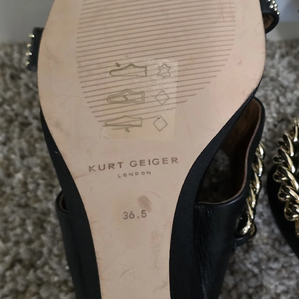 Kurt Geiger Gold Chain Embellished Black Wedge Heels Size 36.5 6US